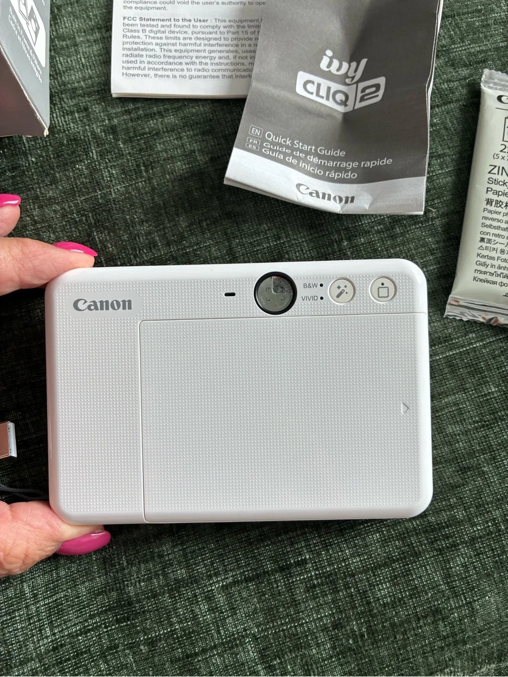 CANON IVY CLIQ + 2 INSTANT CAMERA PRINTER BRAND NEW IN BOX With All Components